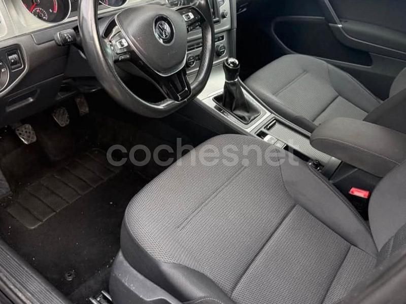 Usado VW Golf VII Advance 110 CV (80 kW) 2016 Negro Berlina