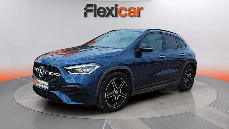 Usado Mercedes GLA200 150 CV (110 kW) 2020 Azul SUV
