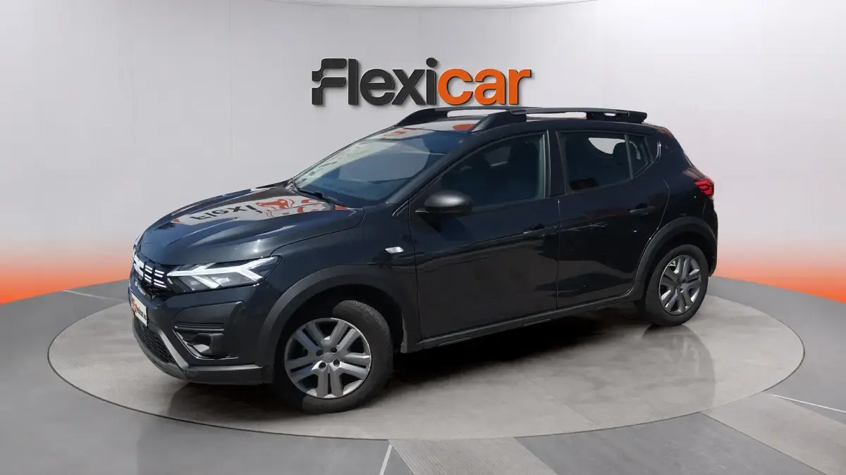 Usado Dacia Sandero Essentiel 101 CV (74 kW) 2023 Gris Berlina