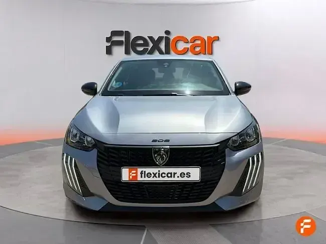 Usado Peugeot 208 Style 110 CV (80 kW) 2025 Gris / plata Utilitario
