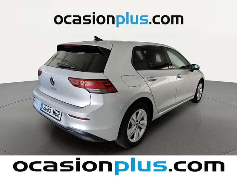 Usado VW Golf VIII Life 110 CV (80 kW) 2023 Plateado Utilitario