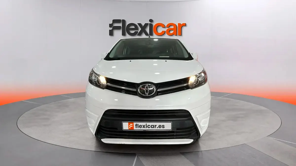 Usado Toyota Proace Verso Advance 120 CV (88 kW) 2021 Blanco Familiar