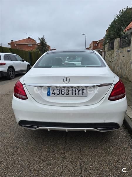 Usado Mercedes C220 AMG line 170 CV (125 kW) 2014 Blanco Berlina