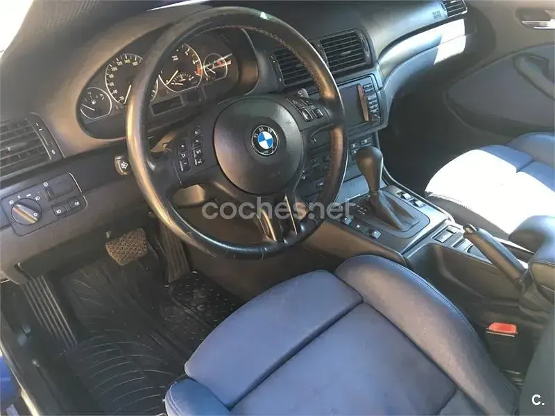 Usado BMW 330 Sport Line 231 CV (169 kW) 2003 Azul Berlina