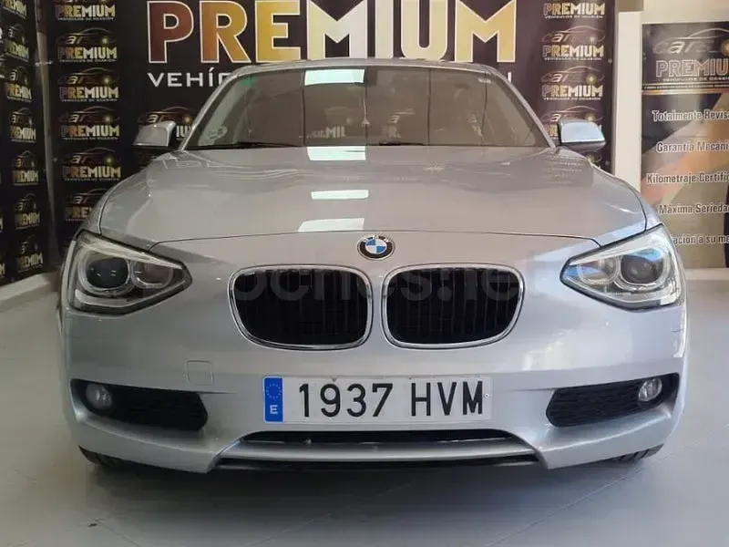 Usado BMW 116 116 CV (85 kW) 2014 Gris / plata Utilitario