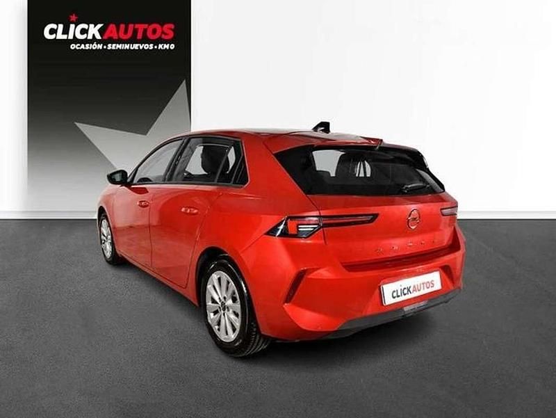 Usado Opel Astra Edition 131 CV (96 kW) 2023 Rojo Utilitario