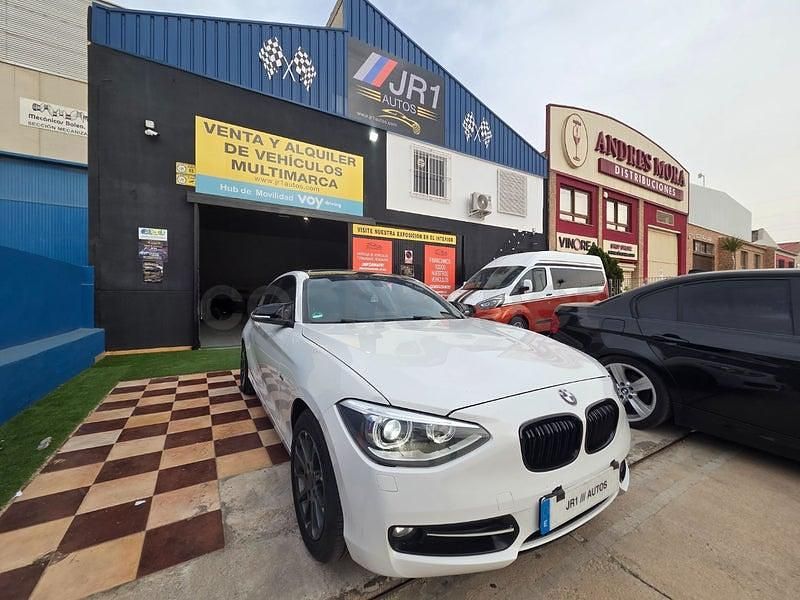 Usado BMW 120 Sport Line 184 CV (135 kW) 2014 Blanco Utilitario
