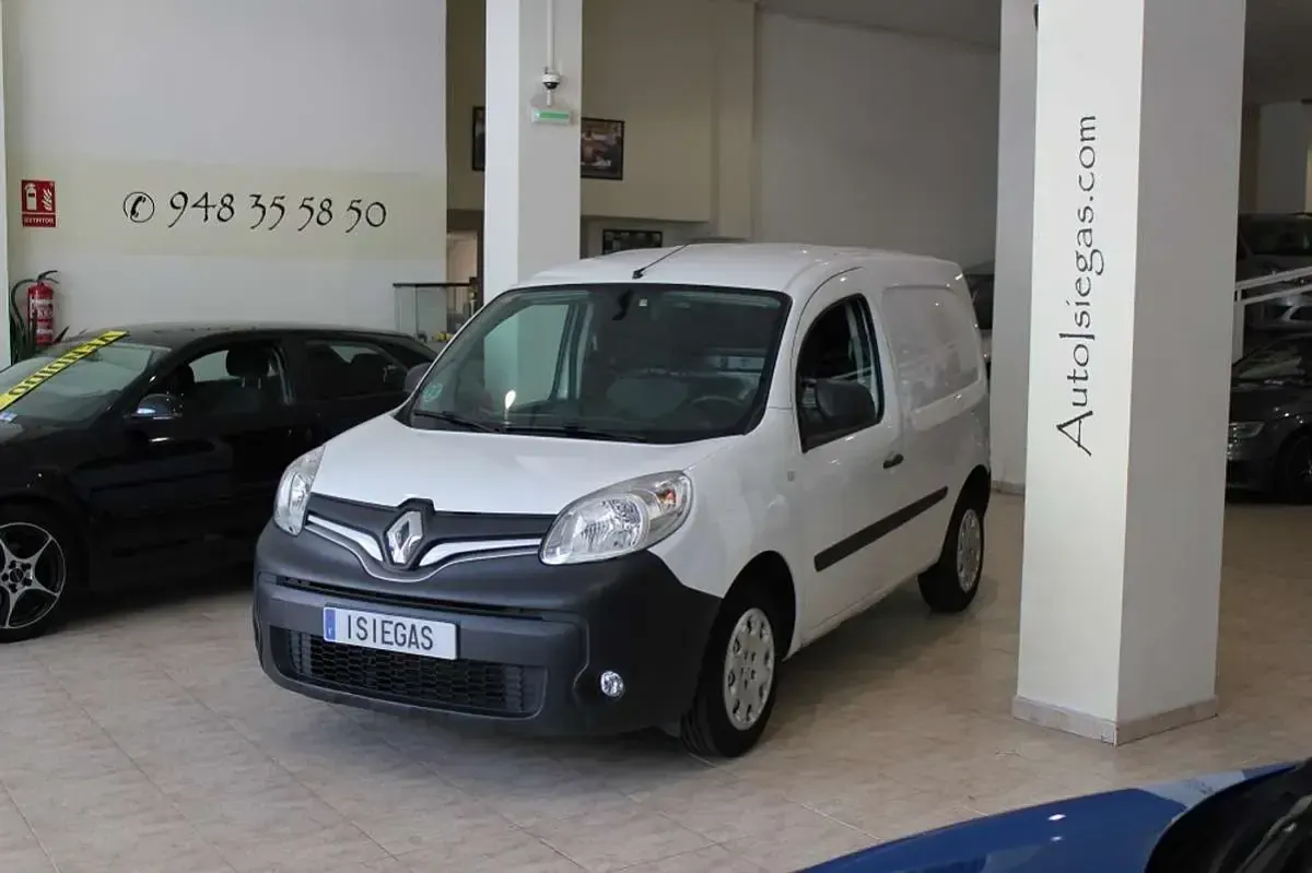 Usado Renault Kangoo 90 CV (66 kW) 2019 Blanco Monovolumen
