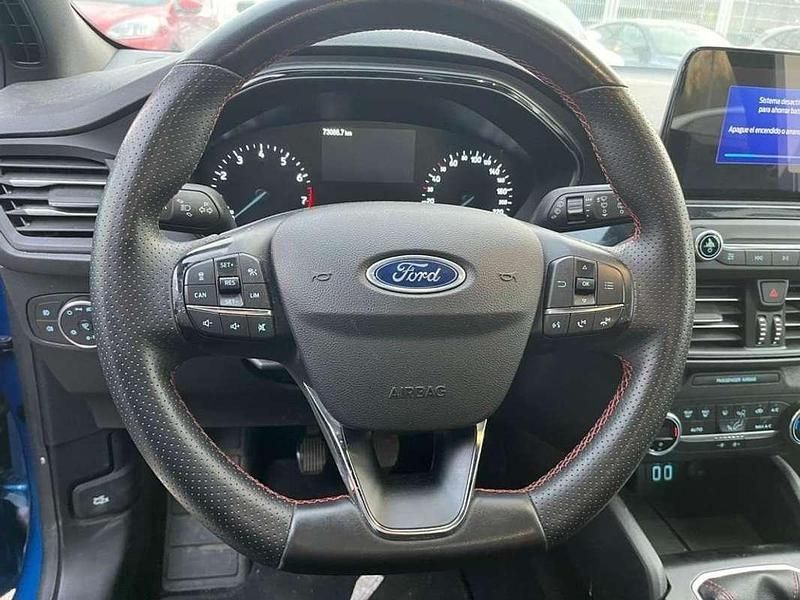 Usado Ford Focus ST-Line 125 CV (91 kW) 2021 Azul Utilitario