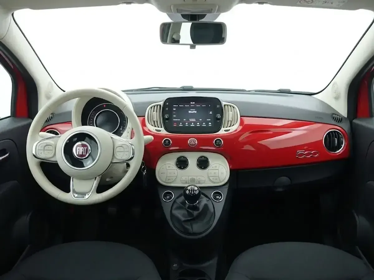 Usado Fiat 500 Dolcevita 71 CV (52 kW) 2024 Rojo Berlina