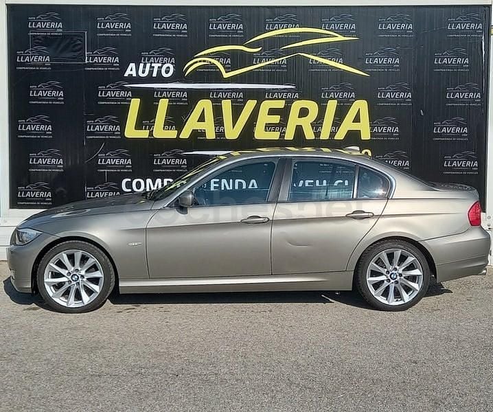 Käytetty BMW 318 143 HP (105 kW) 2011 Peessi Sedan