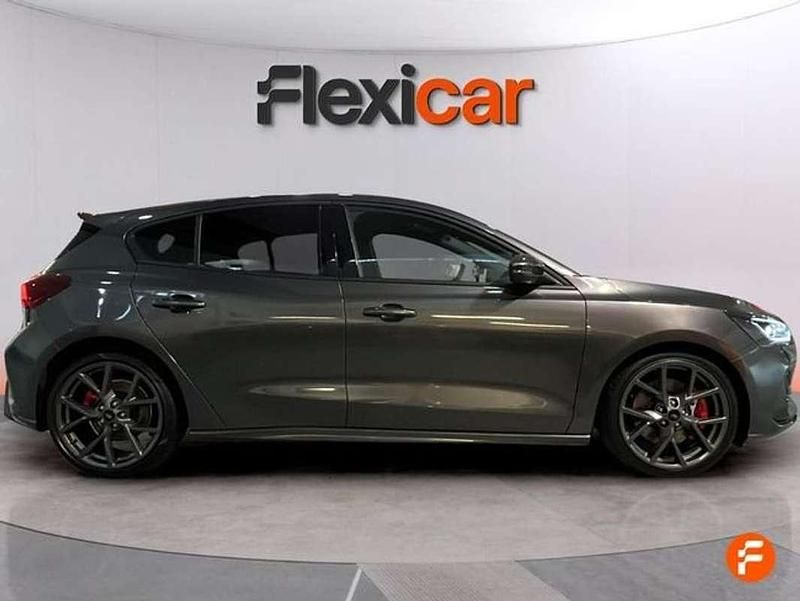 Usado Ford Focus ST 280 HP (205 kW) 2025 Cinzento Citadino