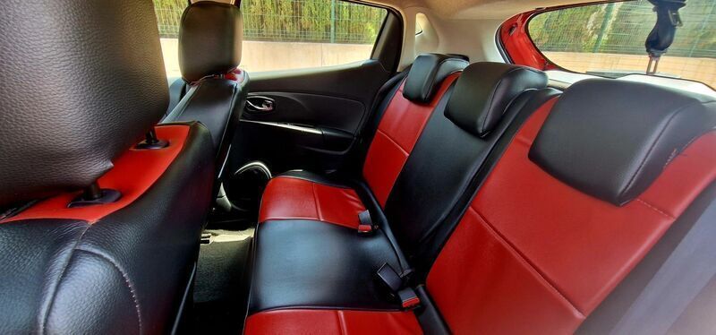 Usado Renault Clio IV Dynamique 90 CV (66 kW) 2014 Rojo Berlina