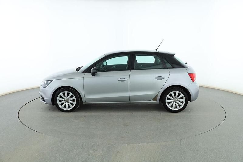 Usado Audi A1 Sportback Attraction 86 CV (63 kW) 2014 Gris Utilitario