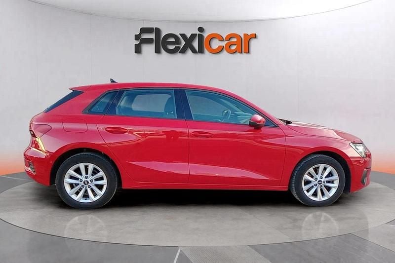 Usado Audi A3 Premium 110 CV (80 kW) 2021 Rojo Berlina