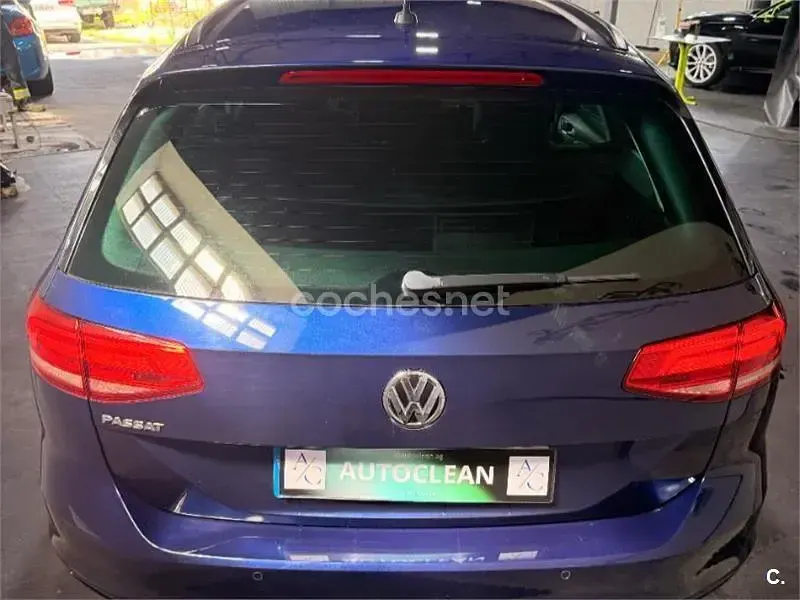 Usado VW Passat Edition 150 CV (110 kW) 2019 Azul Familiar