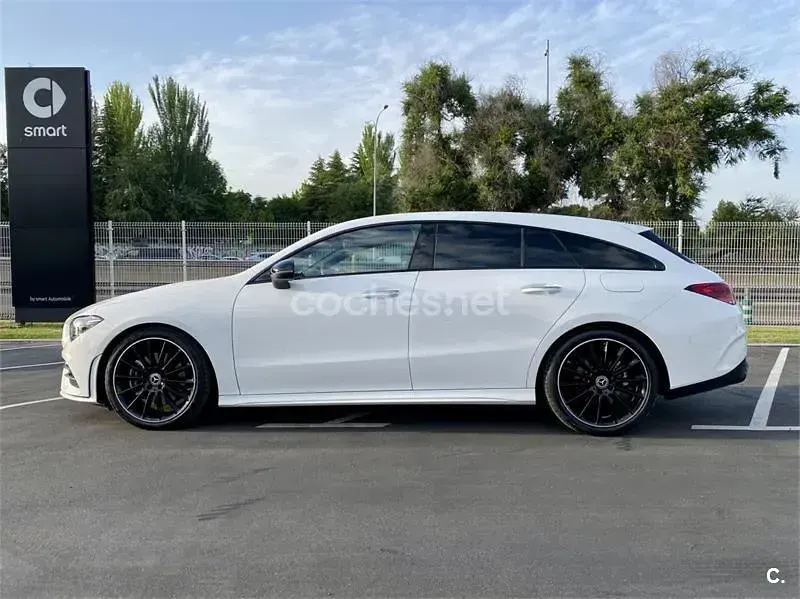 Usado Mercedes CLA220 190 CV (139 kW) 2024 Blanco Coupe