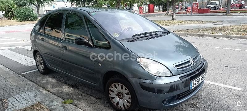 Usado Citroën Xsara Picasso 92 CV (67 kW) 2009 Gris / plata Monovolumen