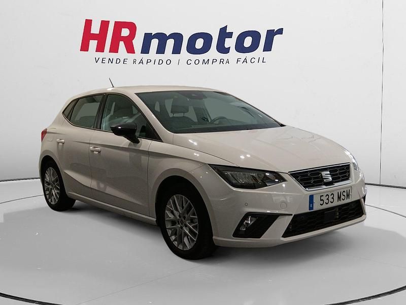 Negro Usado 2023 Seat Ibiza FR | 15.290 € (Buen precio) - Imagen 1/4
