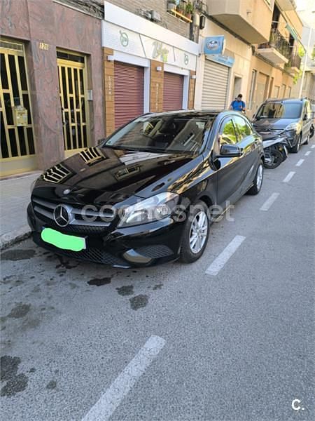 Negro Usado 2015 Mercedes A180 Edition Berlina | 12.999 € (Precio justo) - Imagen 1/4