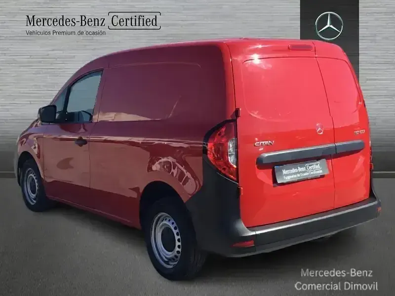 Usado Mercedes Citan 110 95 CV (69 kW) 2022 Rojo Monovolumen