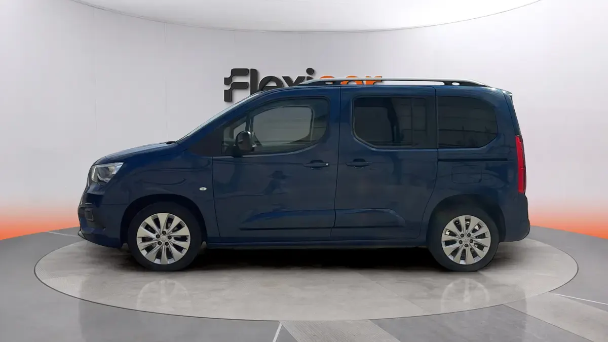 Usado Opel Combo Edition 102 CV (75 kW) 2021 Azul Monovolumen
