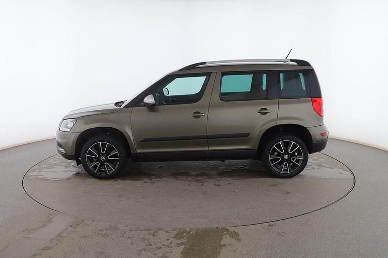 Usado Skoda Yeti 110 CV (80 kW) 2017 Verde SUV