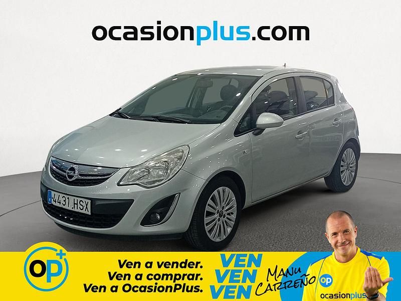Usado Opel Corsa Selective 101 CV (74 kW) 2013 Gris plata Utilitario