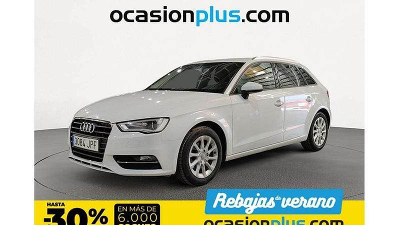 Blanco Usado 2016 Audi A3 Sportback Attraction Utilitario | 15.450 € (Un poco caro) - Imagen 1/4