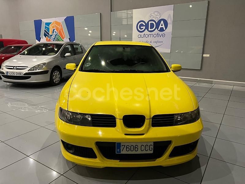 Amarillo Usado 2003 Seat Leon Sport Berlina | 1999 € (Super precio) - Imagen 1/4