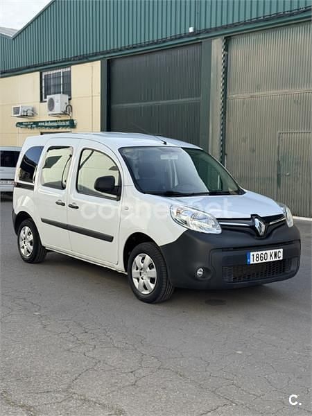 Usado Renault Kangoo 95 CV (69 kW) 2021 Blanco Monovolumen