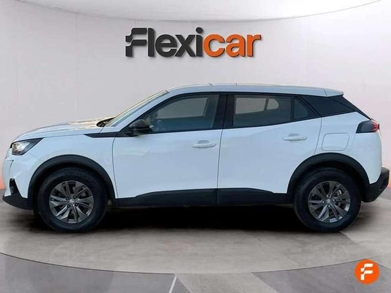 Usado Peugeot 2008 Active 110 CV (80 kW) 2022 Blanco SUV