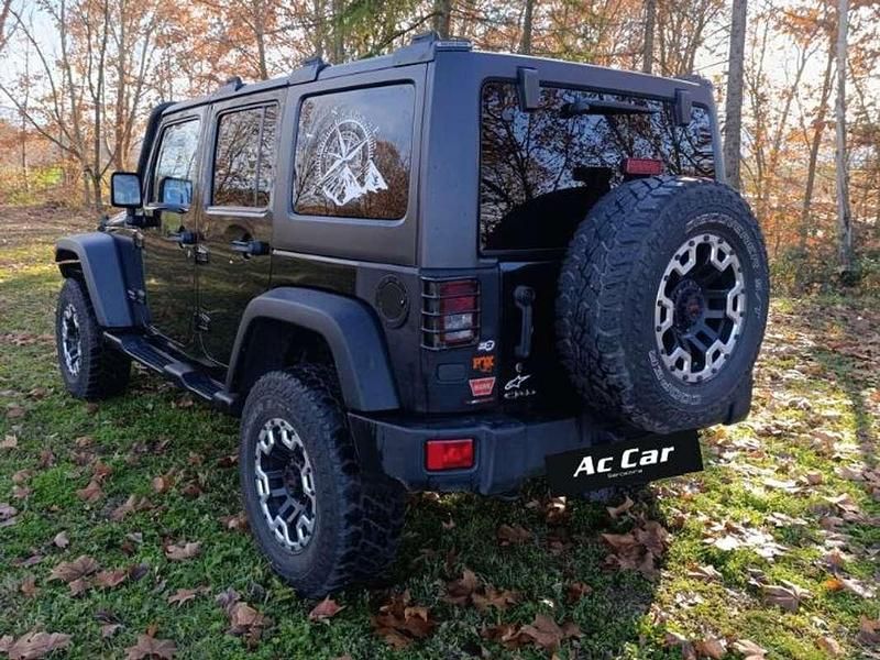 Usado Jeep Wrangler Unlimited Rubicon 284 CV (208 kW) 2013 Negro SUV