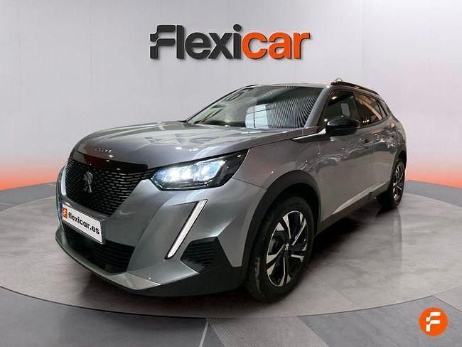 Usado Peugeot 2008 Active 130 CV (95 kW) 2023 Gris SUV