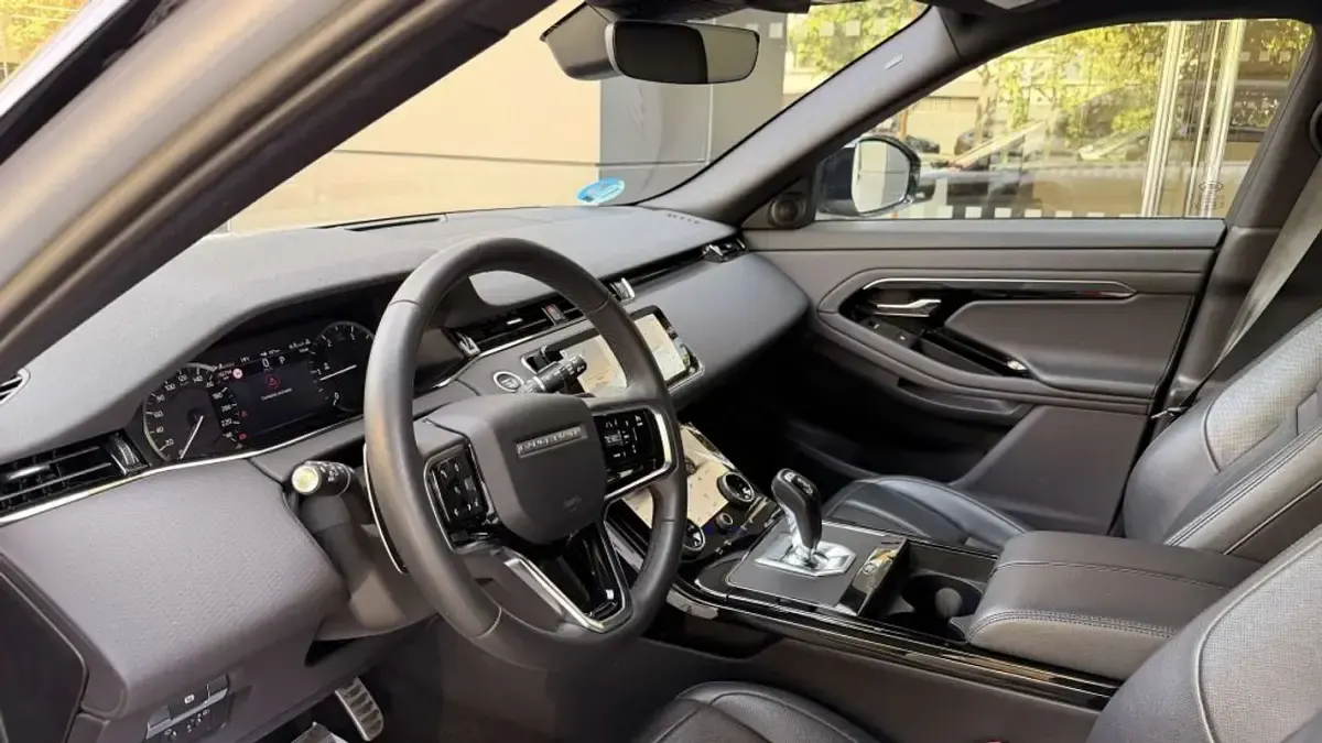 Usado Land Rover Range Rover evoque R-Dynamic 163 CV (119 kW) 2022 Gris SUV