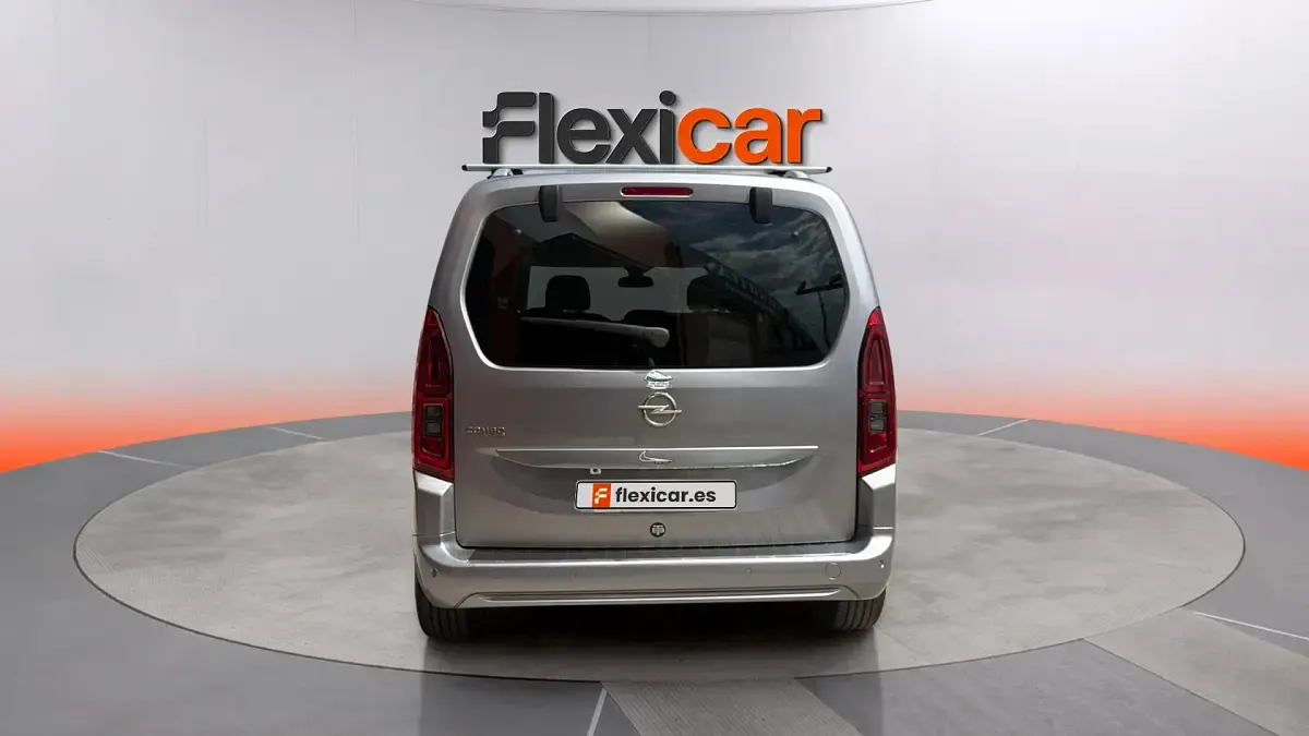 Usado Opel Combo Innovation 130 CV (95 kW) 2019 Gris Monovolumen