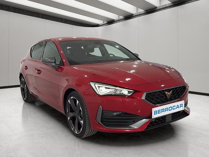 Rojo Usado 2024 Cupra Leon Coupe | 25.850 € (Precio justo) - Imagen 1/4