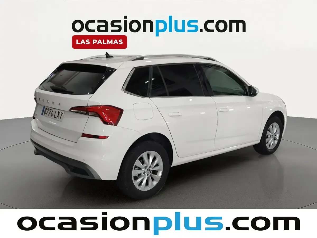 Usado Skoda Kamiq Active 110 CV (80 kW) 2022 Blanco SUV