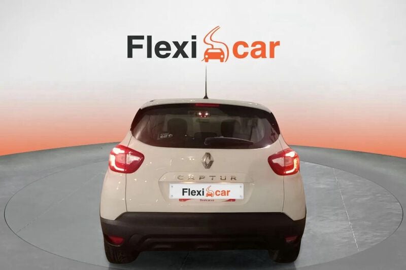Usado Renault Captur Life 91 CV (66 kW) 2019 Beige SUV