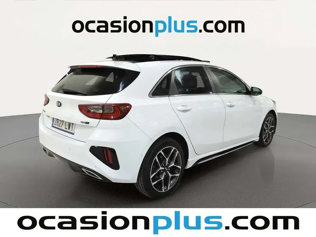 Usado Kia Ceed GT GT-Line 136 CV (100 kW) 2022 Blanco Utilitario