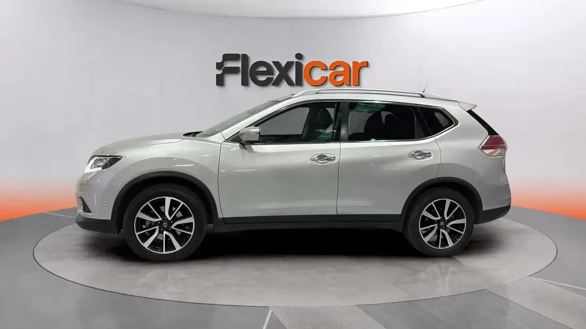 Usado Nissan X-Trail N-Connecta 131 CV (96 kW) 2017 Gris SUV