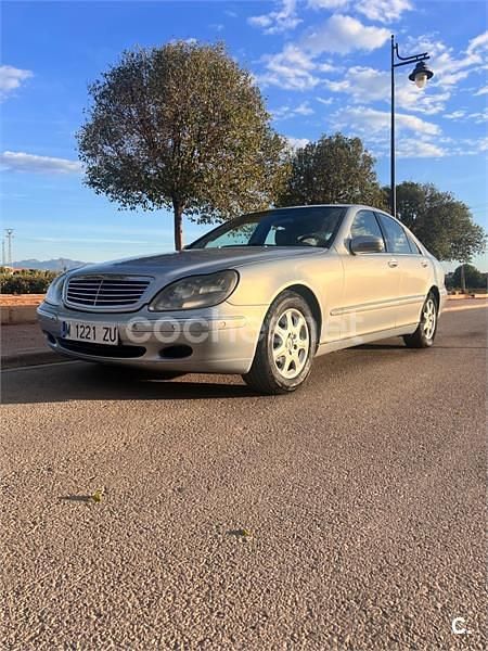 Usado Mercedes S320 224 CV (164 kW) 2000 Gris / plata Berlina