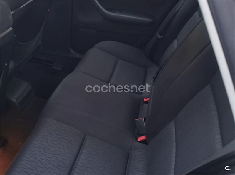 Usado Audi A4 140 CV (102 kW) 2007 Granate Berlina