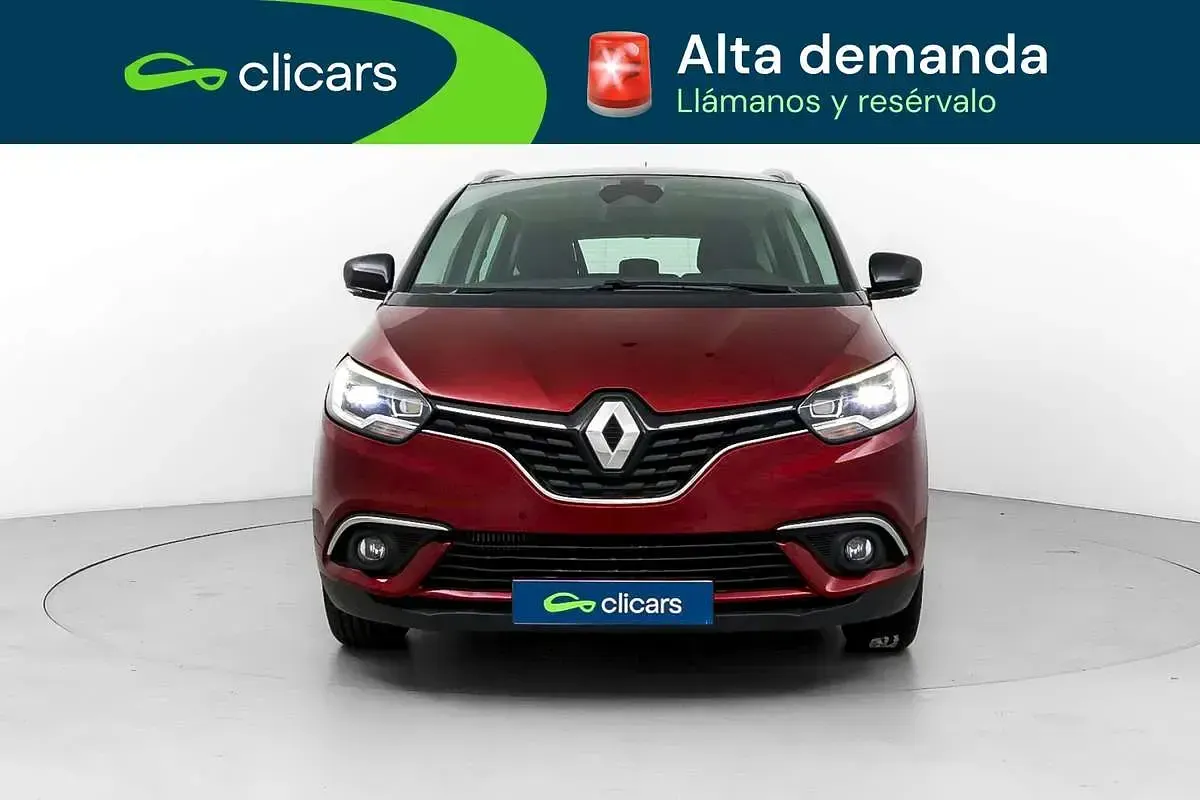 Usado Renault Scénic Zen 140 CV (102 kW) 2019 Rojo Monovolumen