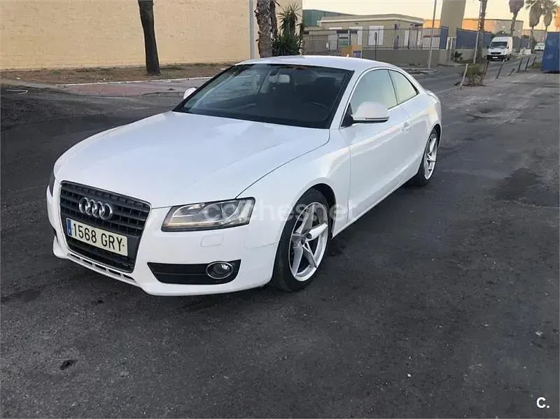 Usado Audi A5 180 CV (132 kW) 2009 Blanco Coupe