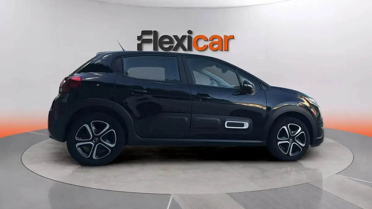 Käytetty Citroën C3 Feel 83 HP (61 kW) 2022 Musta Viistoperä
