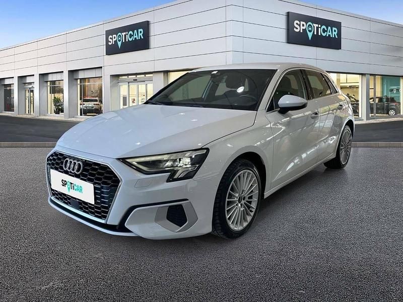 Blanco Usado 2023 Audi A3 Advanced | 29.900 € (Un poco caro) - Imagen 1/4