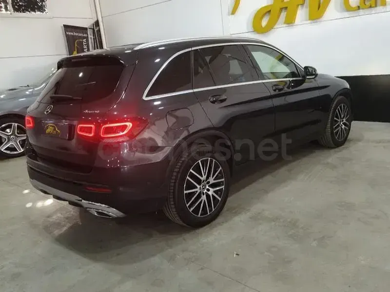 Usado Mercedes GLC200 163 CV (119 kW) 2020 Negro SUV