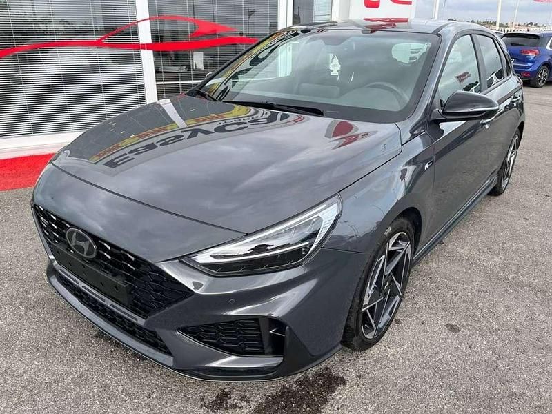 Begagnad Hyundai i30 N Line 140 HK (102 kW) 2024 Grå Halvkombi