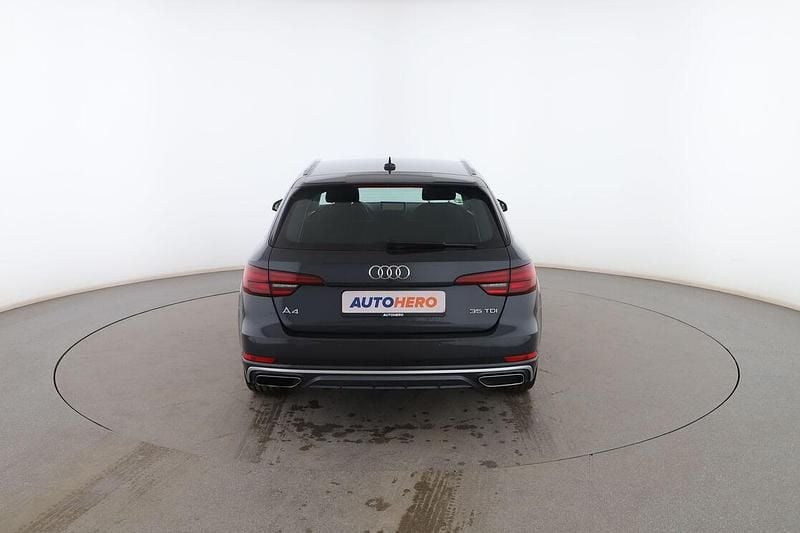 Usado Audi A4 Advanced 150 CV (110 kW) 2019 Gris Familiar